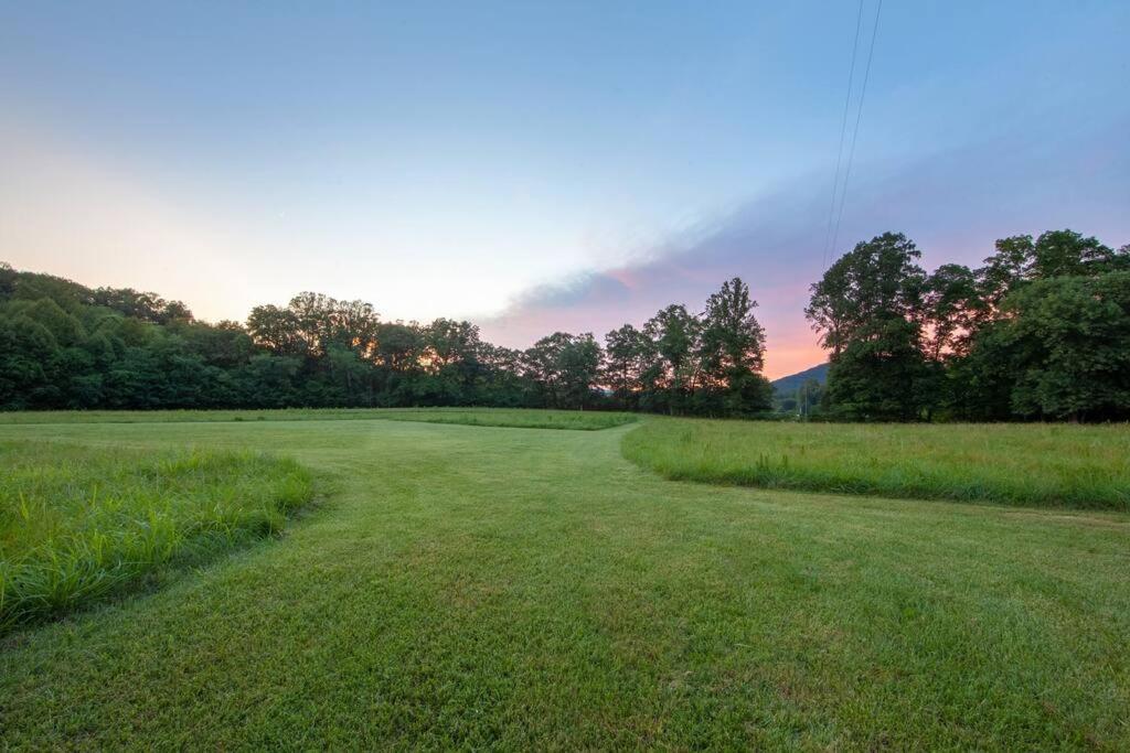River Runs Through It -Cottage On 70 Acre Winery Mount Airy Luaran gambar